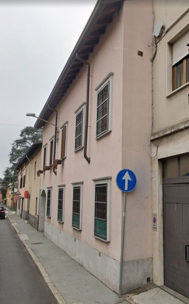 3 rooms Duplex in Legnano, Italy No. 151721