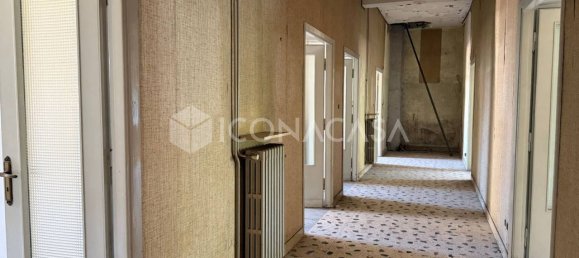 Квартира с 5 комнатами в Авеццано, Италия № 17245 2