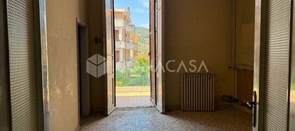 Квартира с 5 комнатами в Авеццано, Италия № 17245 20