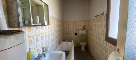5 rooms Apartment in Barberino di Mugello, Italy No. 84779 30