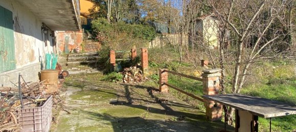 5 rooms Apartment in Barberino di Mugello, Italy No. 84779 13