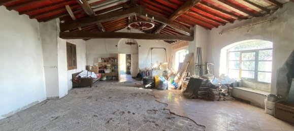 5 rooms Apartment in Barberino di Mugello, Italy No. 84779 5