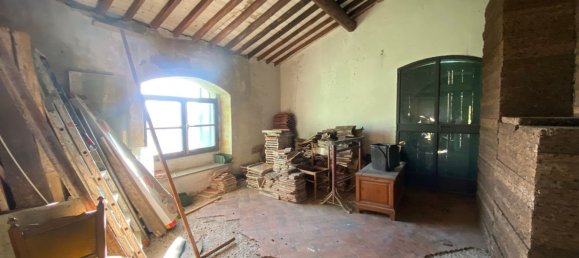 5 rooms Apartment in Barberino di Mugello, Italy No. 84779 6