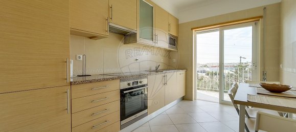 Apartamento de 2 dormitorios en Portimao, Portugal No. 348484 9