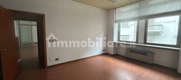 Escritório de 2 divisões em Alessandria, Italy N.º 70727 3