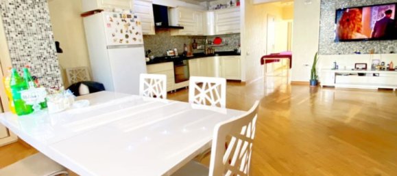 4 bedrooms Apartment in Nasimi, Azerbaijan No. 2323 8