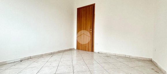 3 rooms Apartment in Uboldo, Italy No. 124725 18