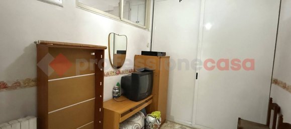 3 rooms Apartment in Taranto, Italy No. 293557 5