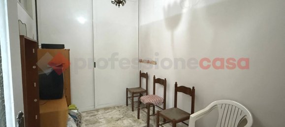 3 rooms Apartment in Taranto, Italy No. 293557 4