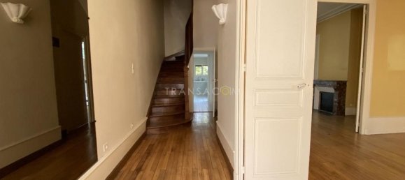 4 Schlafzimmer Haus in Tours, France, Nr. 72875 3