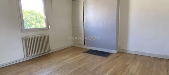 4 Schlafzimmer Haus in Tours, France, Nr. 72875 10