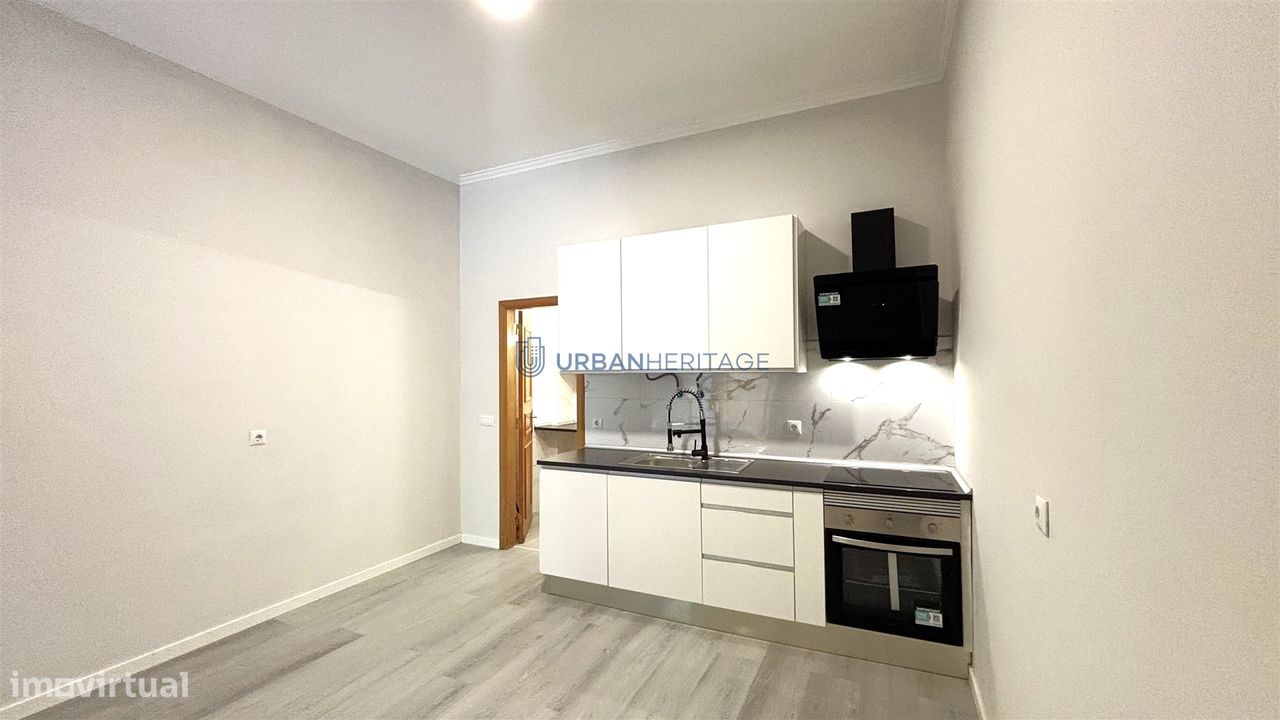 78m² Commercial property in Sintra, Portugal No. 285304