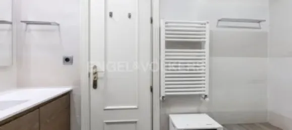 Дом с 4 спальнями в Мадрид, Испания № 176748 24