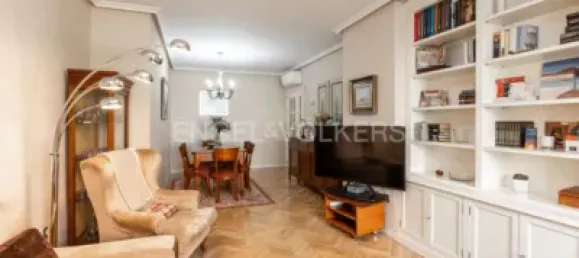 Дом с 4 спальнями в Мадрид, Испания № 176748 3