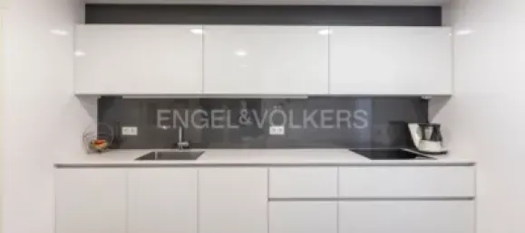 Дом с 4 спальнями в Мадрид, Испания № 176748 9