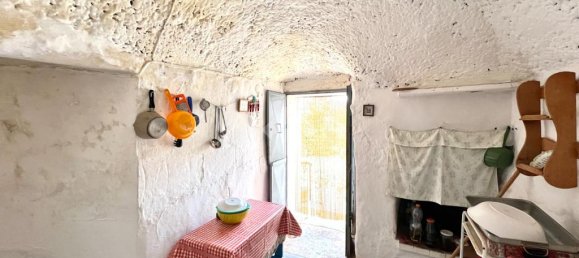 5 bedrooms House in Ceglie Messapica, Italy No. 153387 10