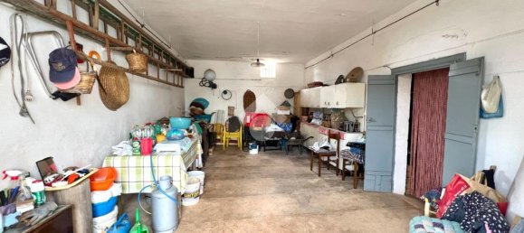 5 bedrooms House in Ceglie Messapica, Italy No. 153387 4