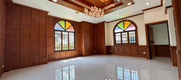 5 bedrooms Cafe / restaurant in Sattahip, Thailand No. 19696 9