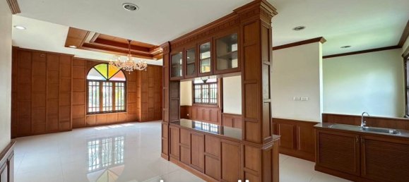 5 bedrooms Cafe / restaurant in Sattahip, Thailand No. 19696 8