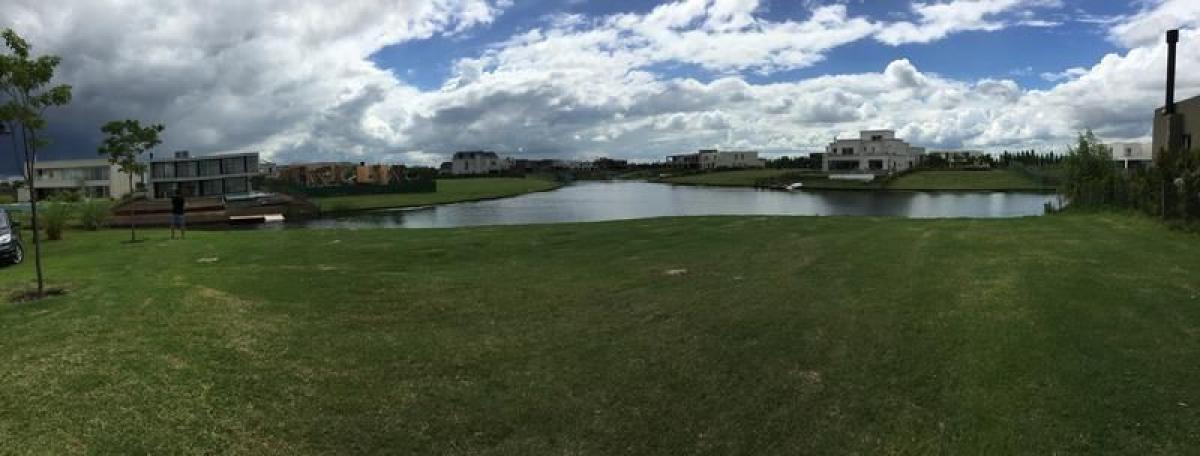 Terreno en Tigre, Argentina No. 40305