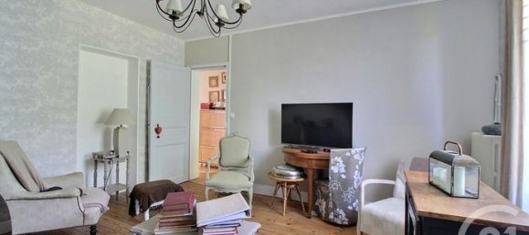 3 bedrooms Townhouse in Chateau-Thierry, France No. 300811 3