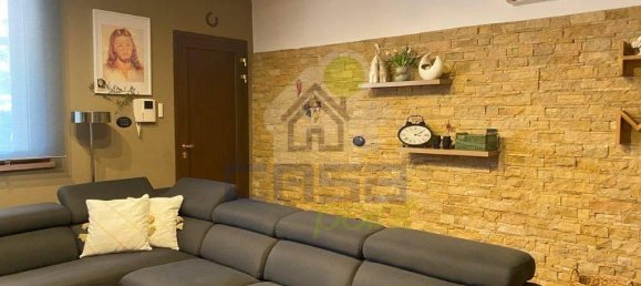 Дом с 4 комнатами в Брешелло, Италия № 151649 5