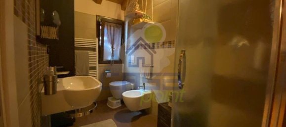 Дом с 4 комнатами в Брешелло, Италия № 151649 21