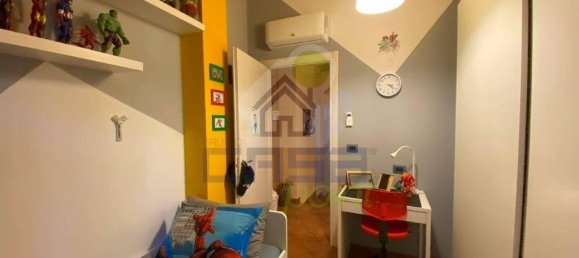 Дом с 4 комнатами в Брешелло, Италия № 151649 17