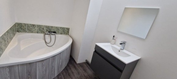 Casa de 3 dormitorios en Sainville, France No. 83208 10