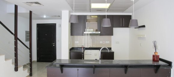 3 bedrooms Townhouse in Al Reef, UAE No. 40628 5