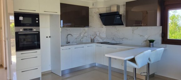 3 bedrooms Commercial property in Chalkidiki, Greece No. 2945 8