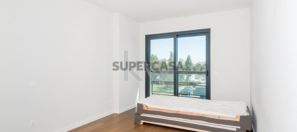 3 bedrooms Apartment in Cascais, Portugal No. 162006 2