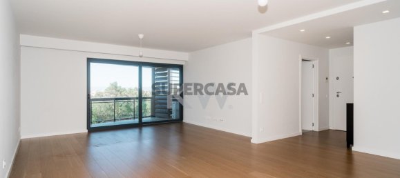 3 bedrooms Apartment in Cascais, Portugal No. 162006 12