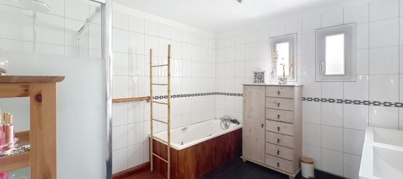 3 bedrooms Villa in Saint-Just-Saint-Rambert, France No. 335412 6