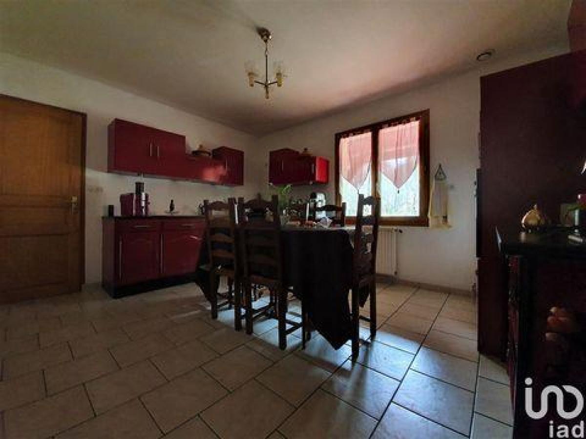 6 bedrooms House in Salbris, France No. 10160