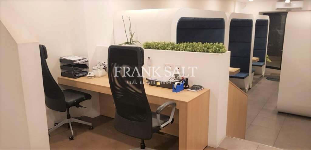 Офис 105м² в Слима, Мальта № 12219