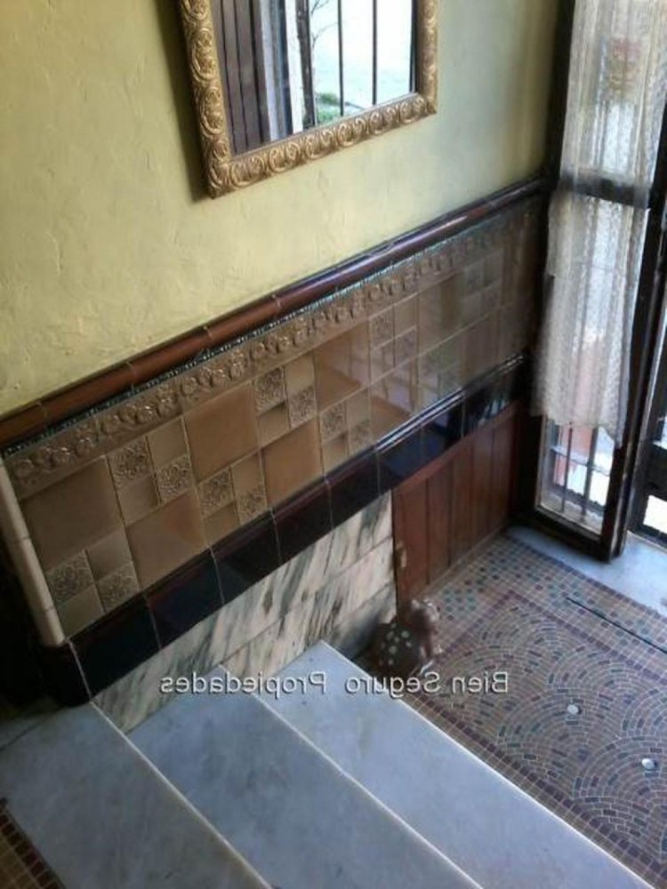 5 bedrooms House in Montevideo, Uruguay No. 2627