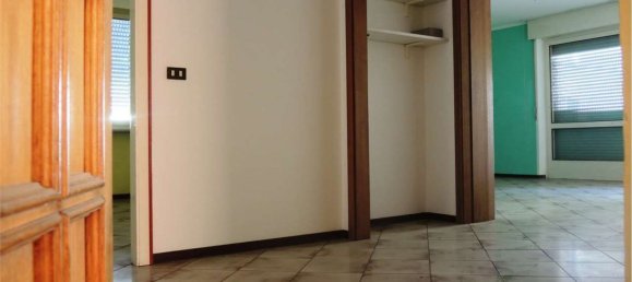 14 rooms Apartment in Avio, Italy No. 92909 5