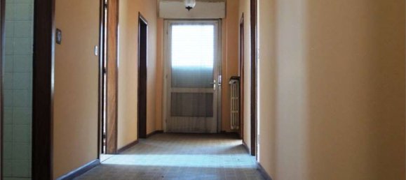 14 rooms Apartment in Avio, Italy No. 92909 16