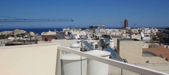 2 bedrooms Penthouse in Swieqi, Malta No. 3841 17