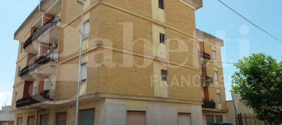 Apartamento de 2 dormitorios en Presicce Acquarica, Italy No. 373727 2