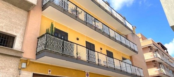 Apartamento de 4 dormitorios en Modugno, Italy No. 315329 16