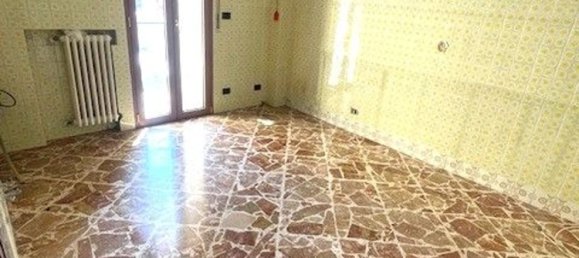 Apartamento de 4 dormitorios en Modugno, Italy No. 315329 10