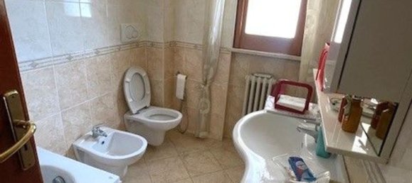 Apartamento de 4 dormitorios en Modugno, Italy No. 315329 8