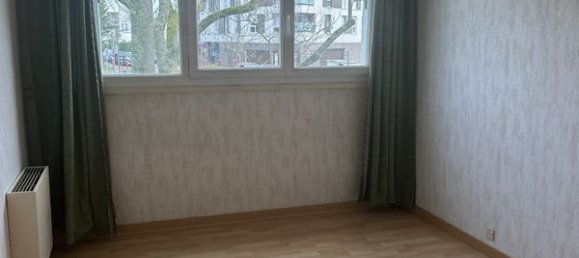 3 chambres Appartement à Savigny-le-Temple, France No. 164392 9