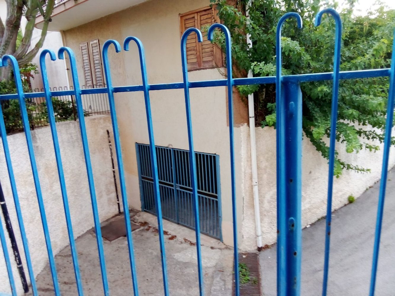 Garage à Falcone, Italy 36m² No. 256322