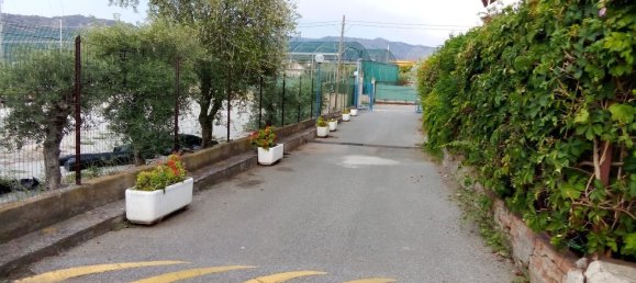 Garage à Falcone, Italy 36m² No. 256322 3