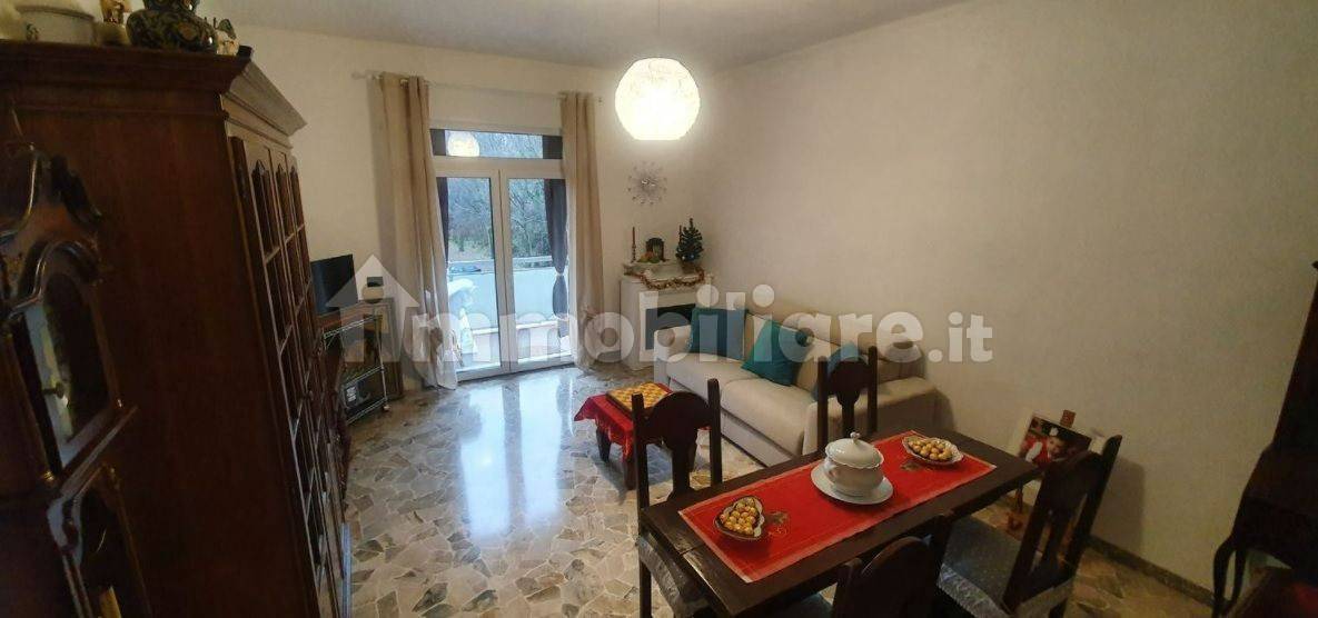 1 غرف نوم شقة في Mantua, Italy رقم 252156