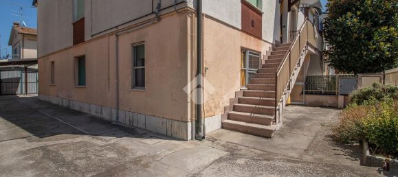 10 rooms Apartment in Ravenna, Italy No. 285214 3