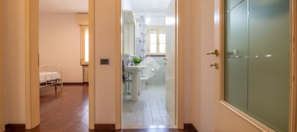 10 rooms Apartment in Ravenna, Italy No. 285214 30